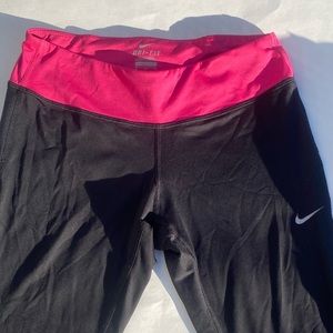 nike capris!